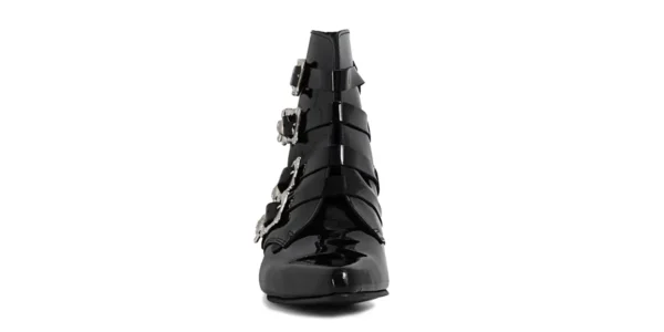 winklepicker Peck boot from underground in black patent leather with four skull style buckles