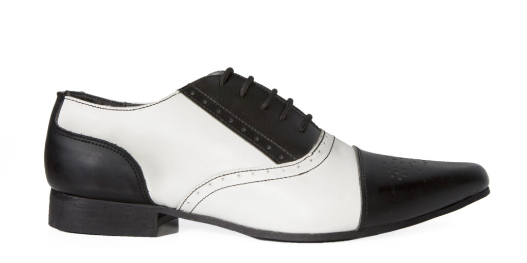 BLACK AND WHITE WINKLEPICKER