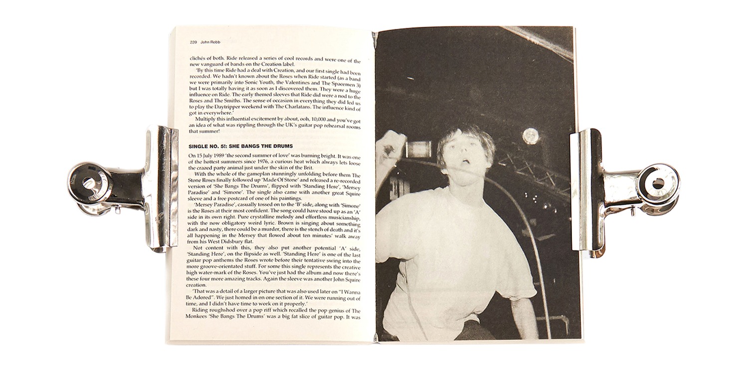 BK-321 BOOK STONE ROSES JOHN ROBB_3