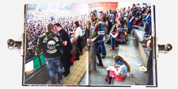 BK-326 BOOK DEFENDERS OF THE FAITH 4