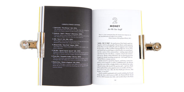 BK-338 BOOK REVENGE OF THE SHE-PUNKS_2