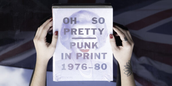 BK-42 BOOK OH SO PRETTY_6