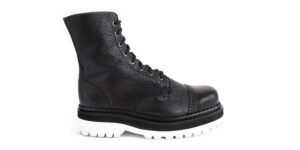 SPECIAL OFFER – STORMER – 8 EYELET STEEL CAP BOOT – BLACK TUMBLED LEATHER – WHITE DOUBLE SOLE
